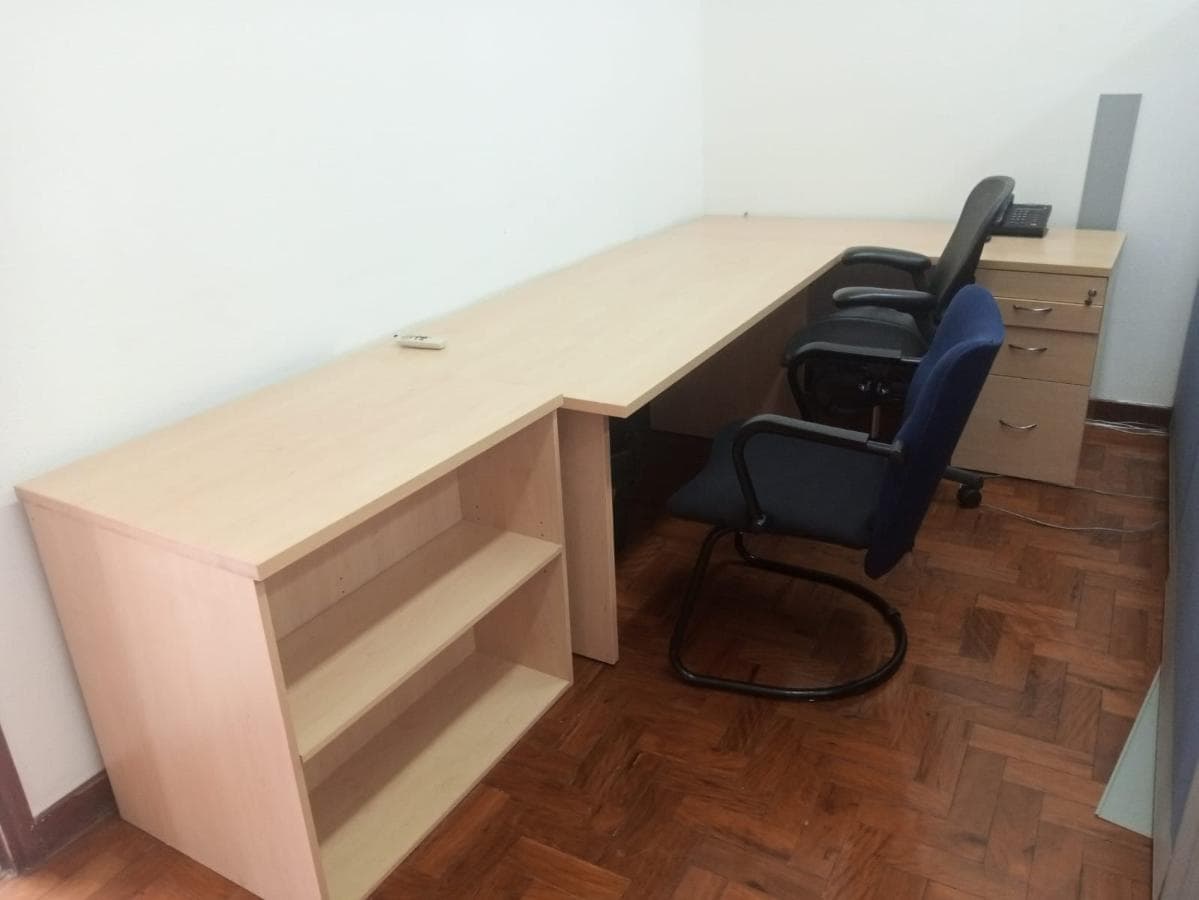 Mobiliário de Escritório · — imagem 2