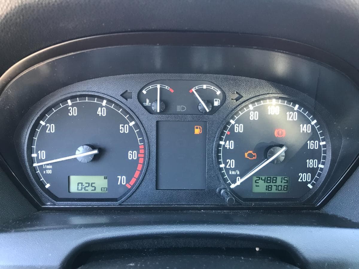 Skoda Fabia 1.2 · Ano 2003 — imagen 23