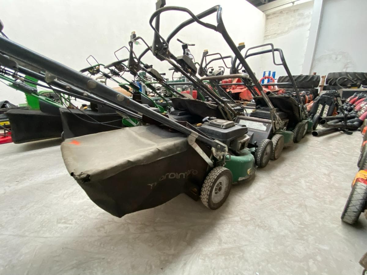 Corta Relva KUBOTA7021 — image 6