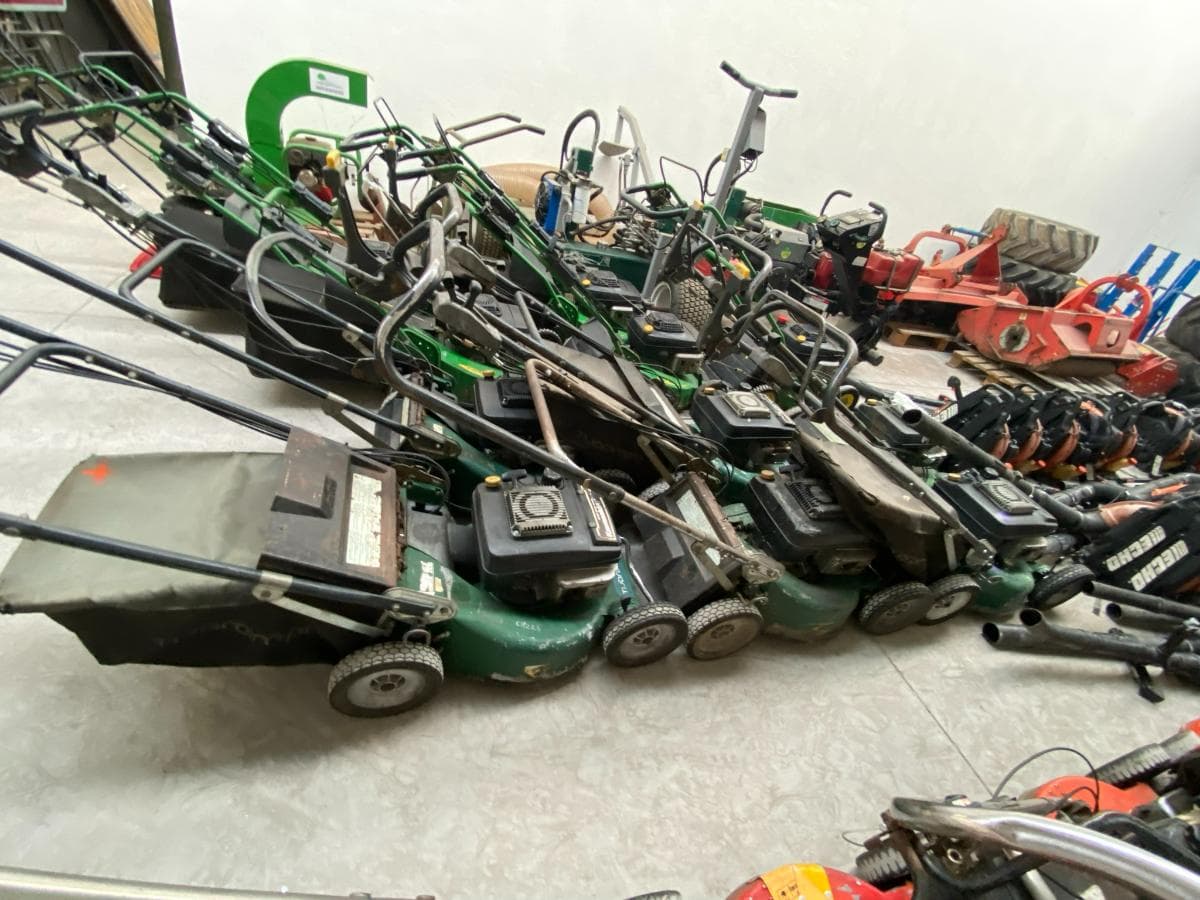 Corta Relva KUBOTA7021 — image 2