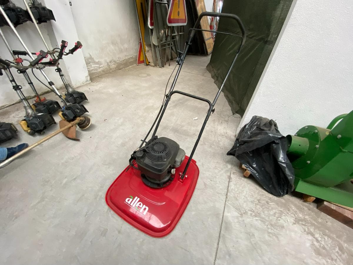 Corta relva flutuante — imagem 3