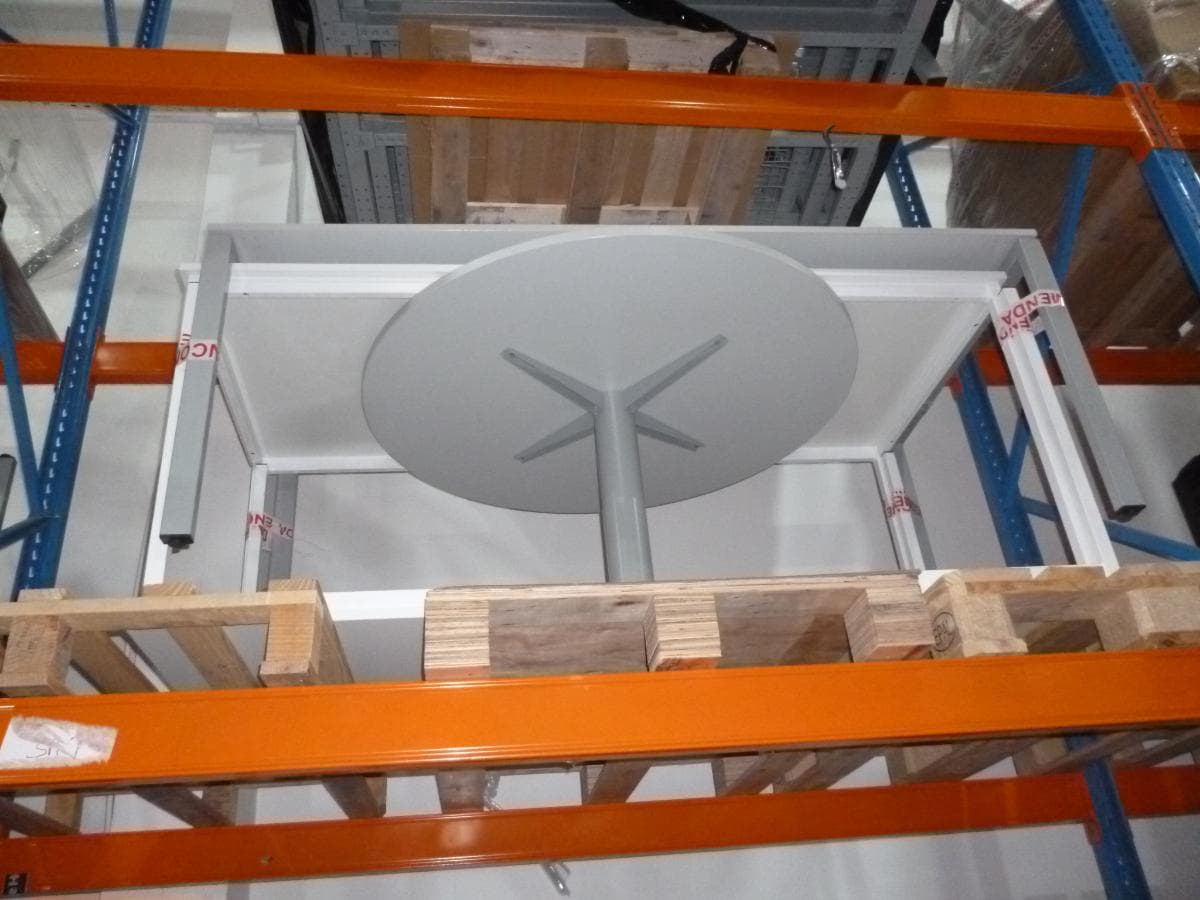 Miscellaneous Furniture — image 8
