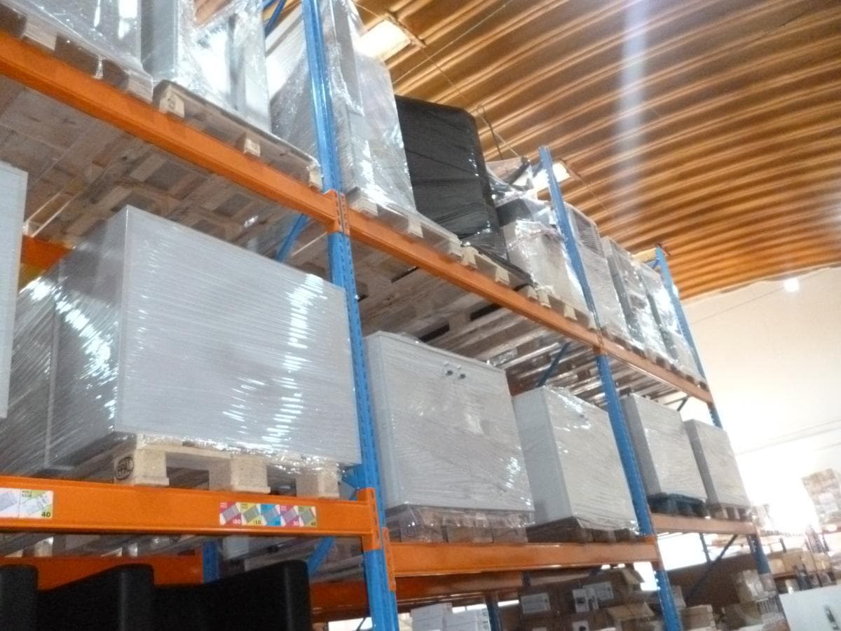 Miscellaneous Furniture — image 12