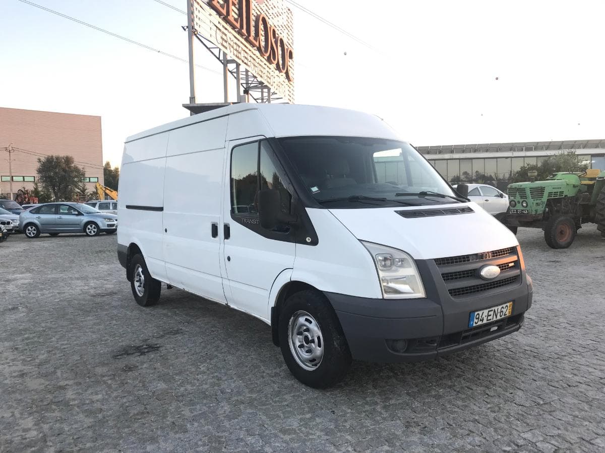 Ford Transit · Ano 2007 — image 1