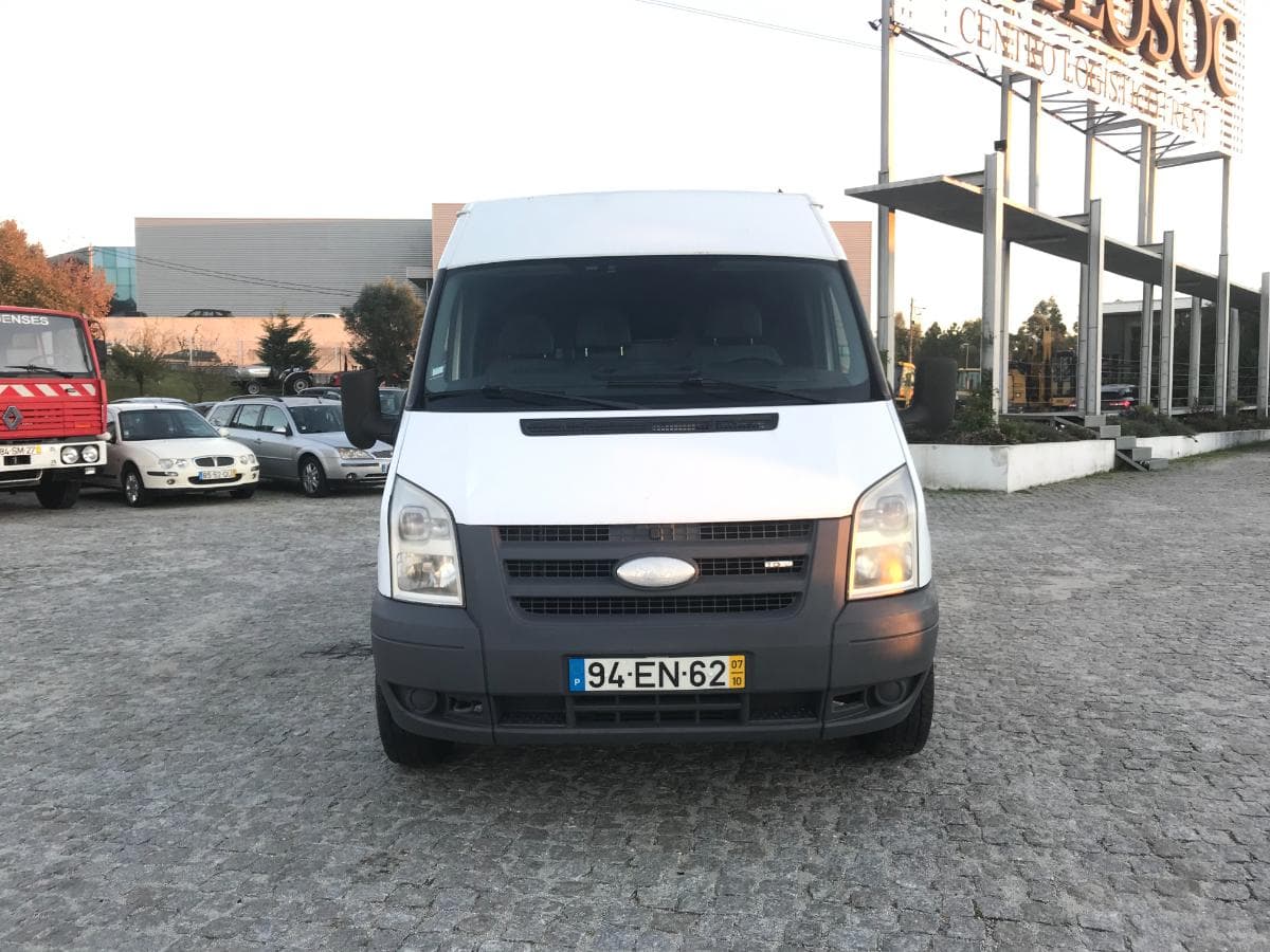 Ford Transit · Ano 2007 — image 2