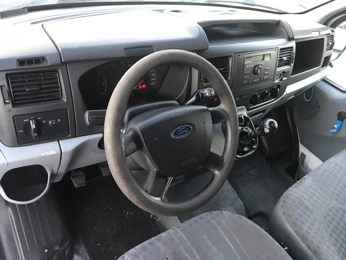 Ford Transit · Ano 2007 — image 20