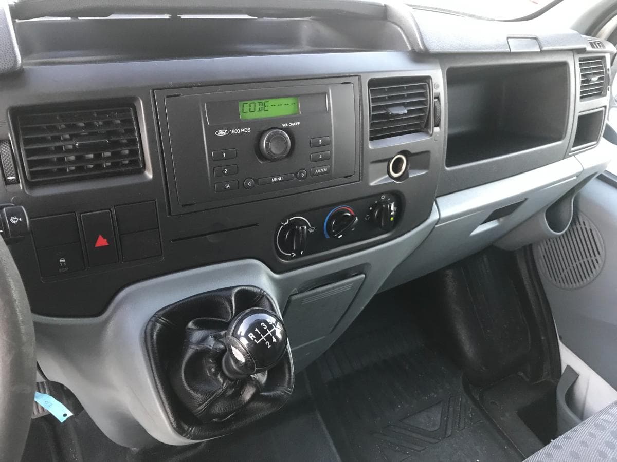 Ford Transit · Ano 2007 — image 21