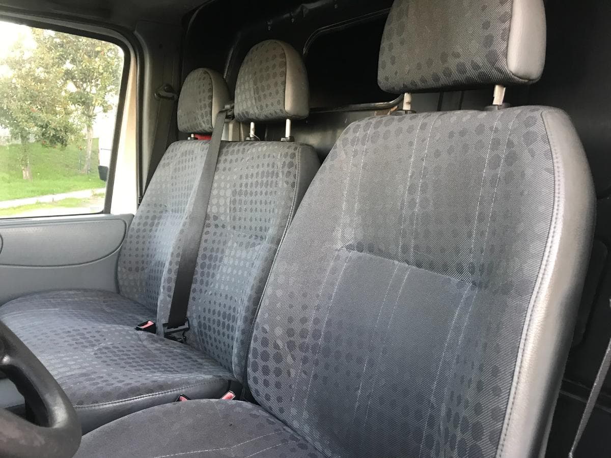 Ford Transit · Ano 2007 — image 25