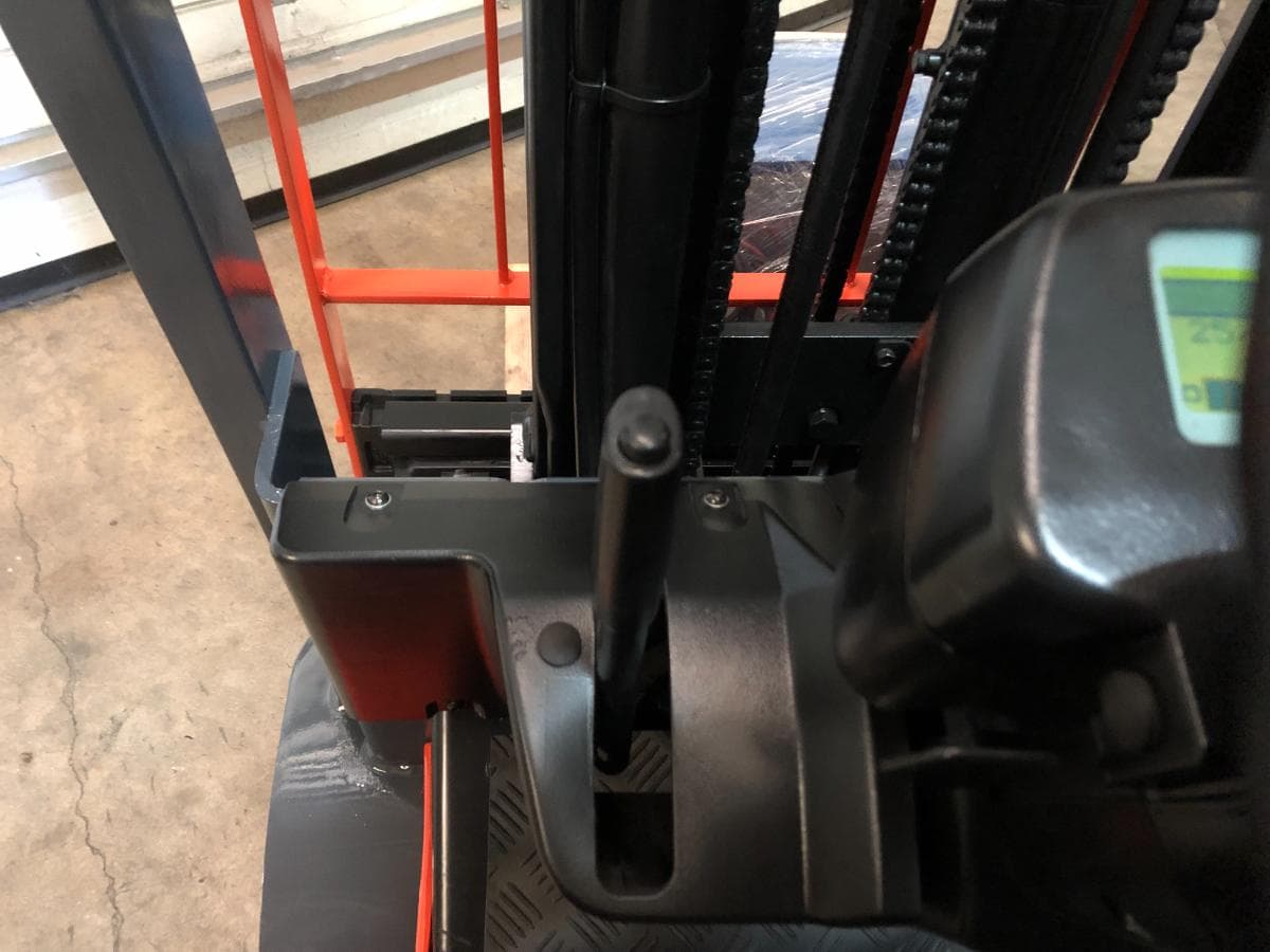 Empilhador Toyota Elétrico 1500KG — imagen 10