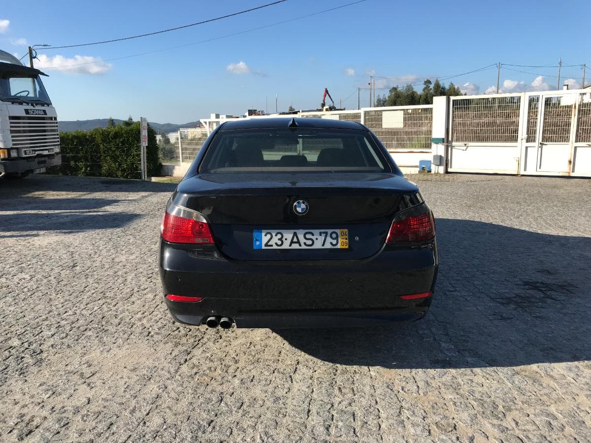 BMW 530 D · Ano 2004 — imagen 8