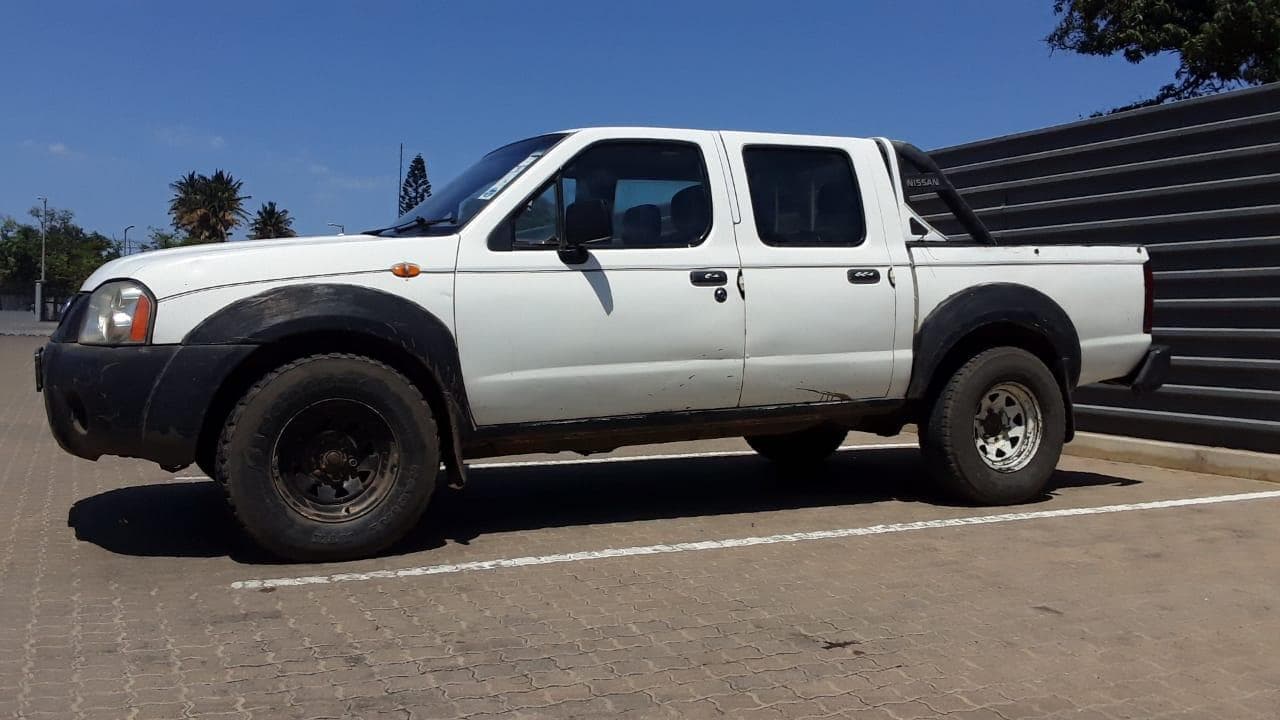 Nissan Hardbody · — image 3