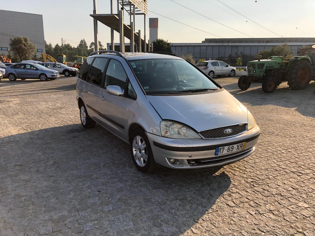 Ford Galaxy 1.9 TDI ·Ano 2004