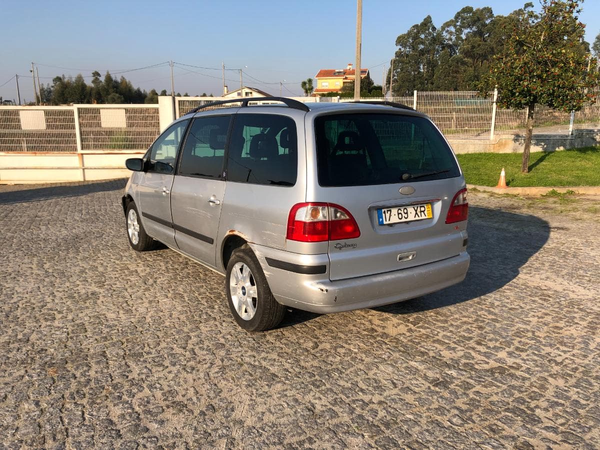 Ford Galaxy 1.9 TDI ·Ano 2004 — imagen 6