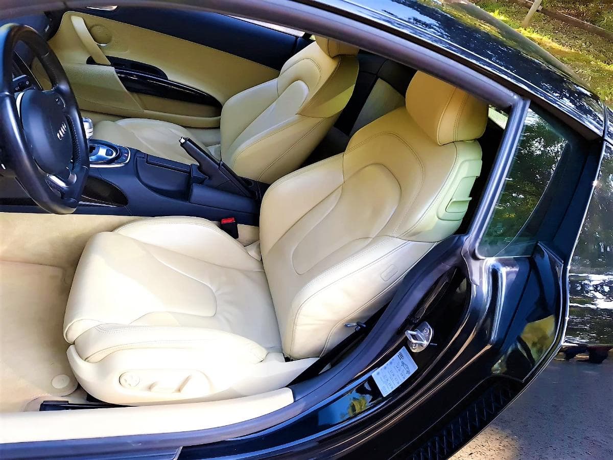 AUDI R8 V8 FSI — image 12