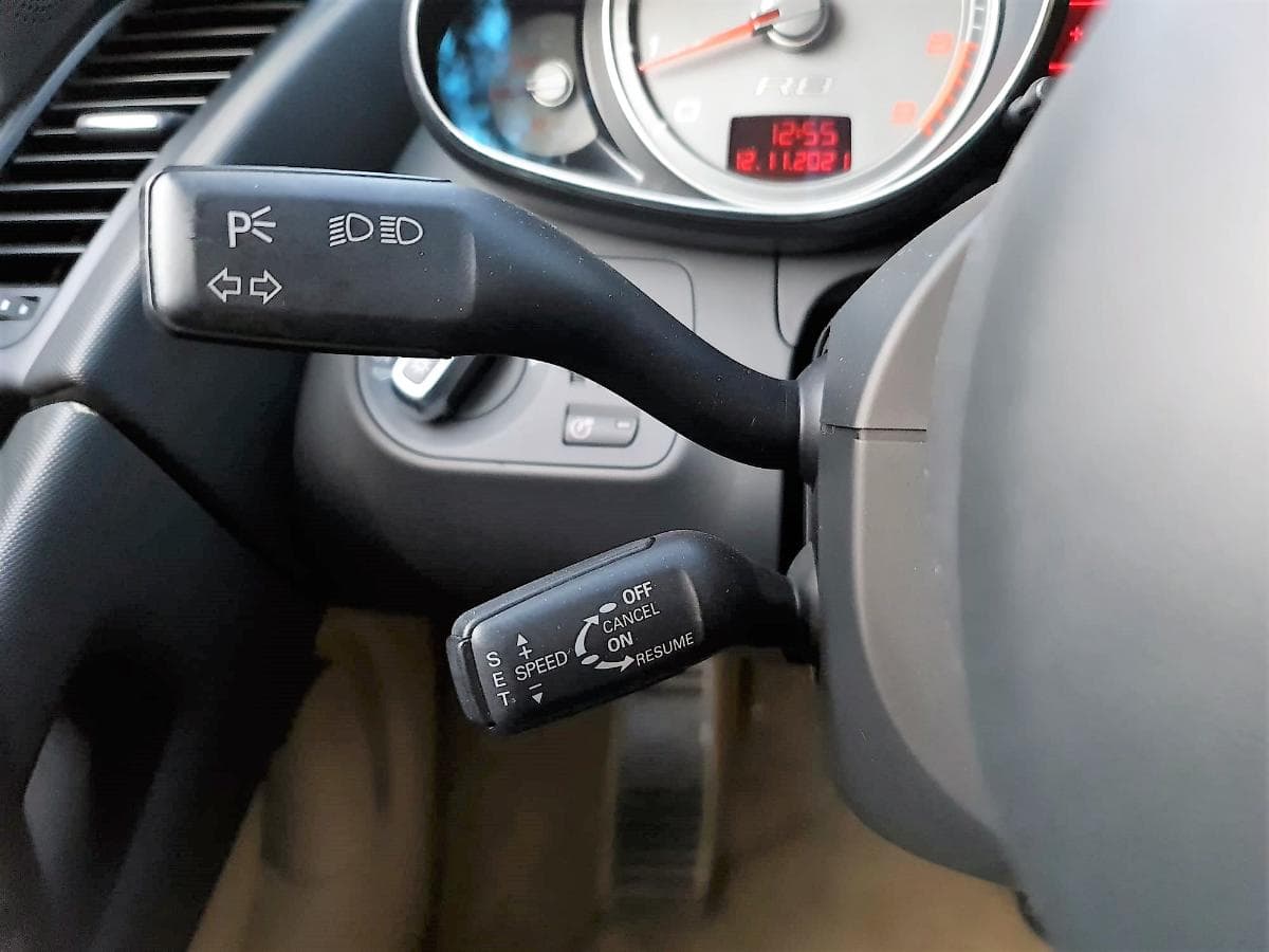 AUDI R8 V8 FSI — image 16