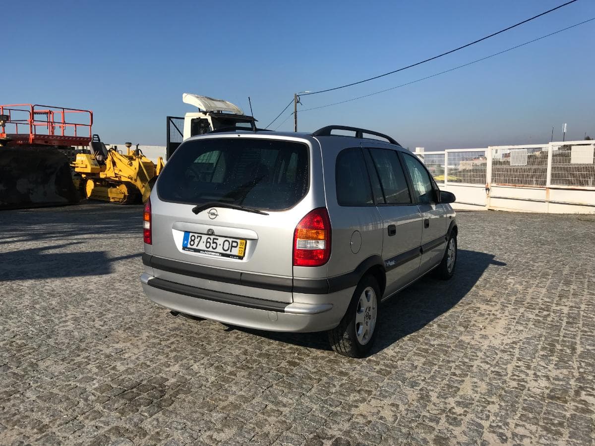 Opel Zafira · 7 Lugares · Ano 1999 — image 6