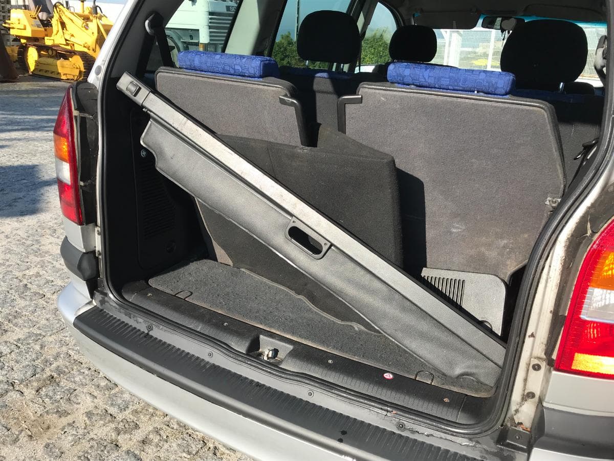 Opel Zafira · 7 Lugares · Ano 1999 — image 8