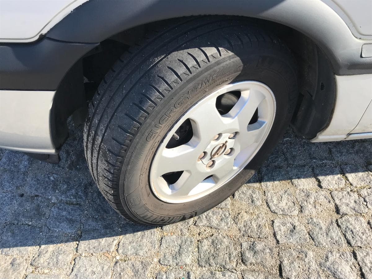 Opel Zafira · 7 Lugares · Ano 1999 — image 17