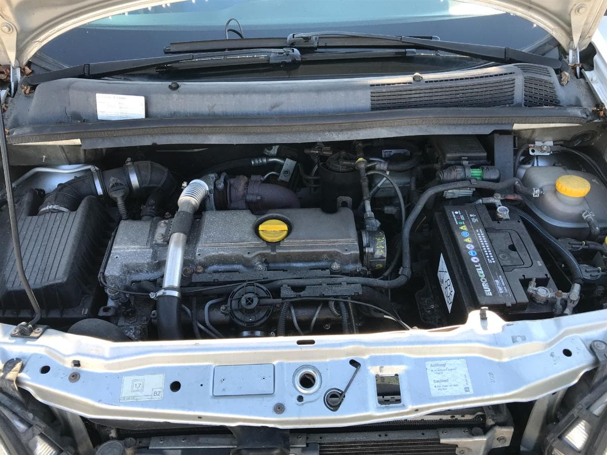 Opel Zafira · 7 Lugares · Ano 1999 — image 3