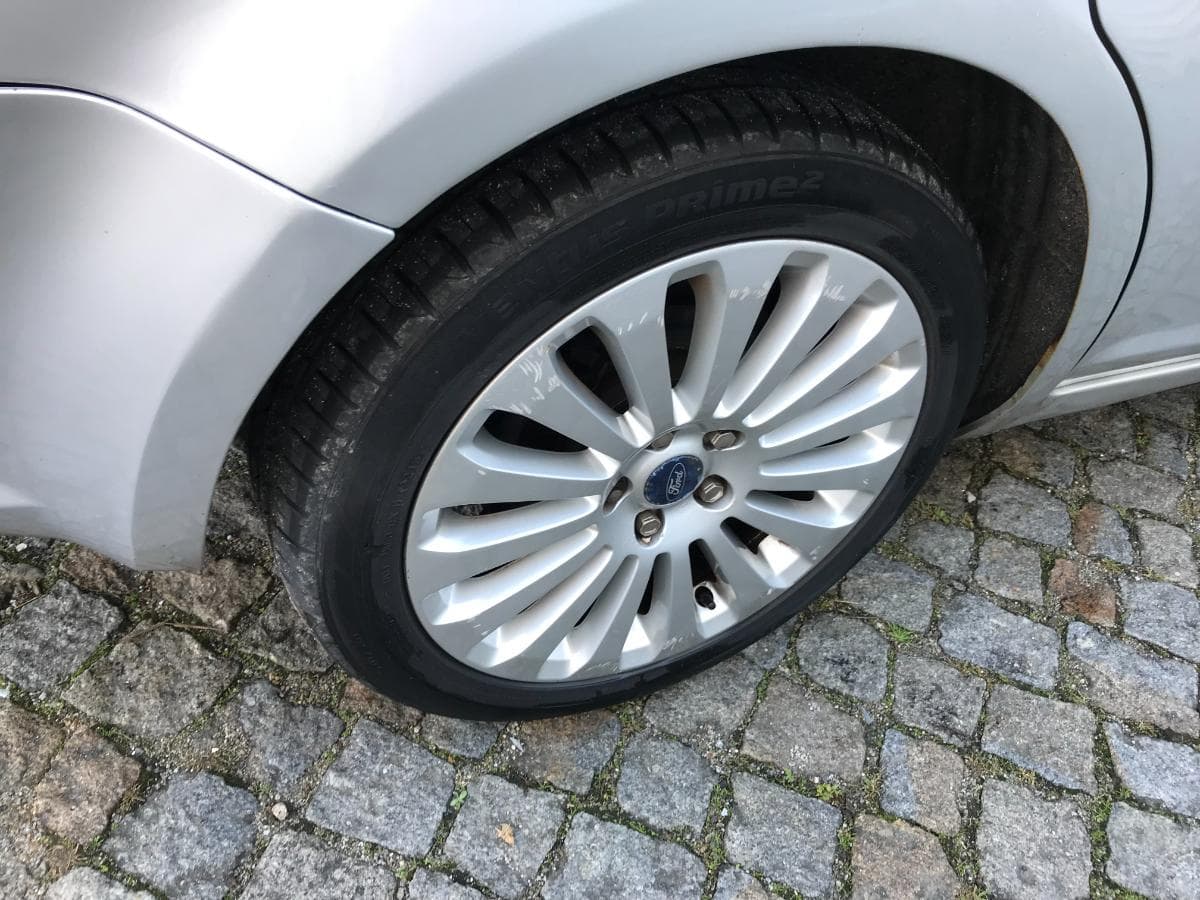 Ford C-Max 1.6 TDCI · Ano 2008 — imagen 15