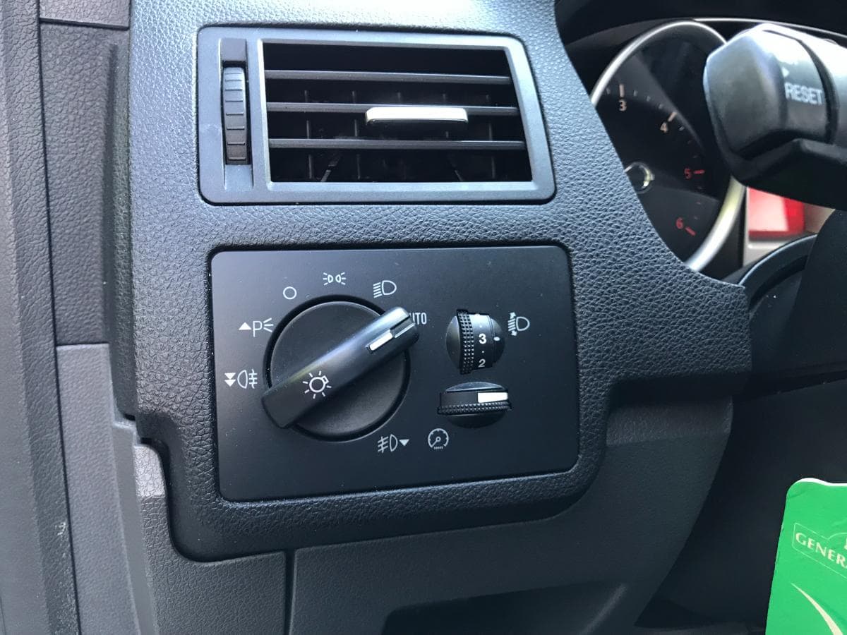 Ford C-Max 1.6 TDCI · Ano 2008 — imagen 30