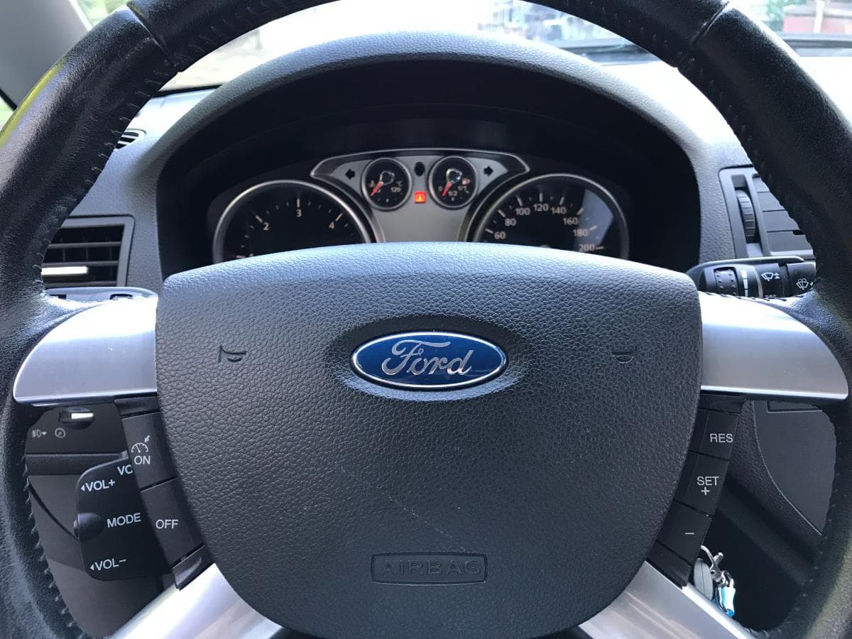 Ford C-Max 1.6 TDCI · Ano 2008 — imagen 31
