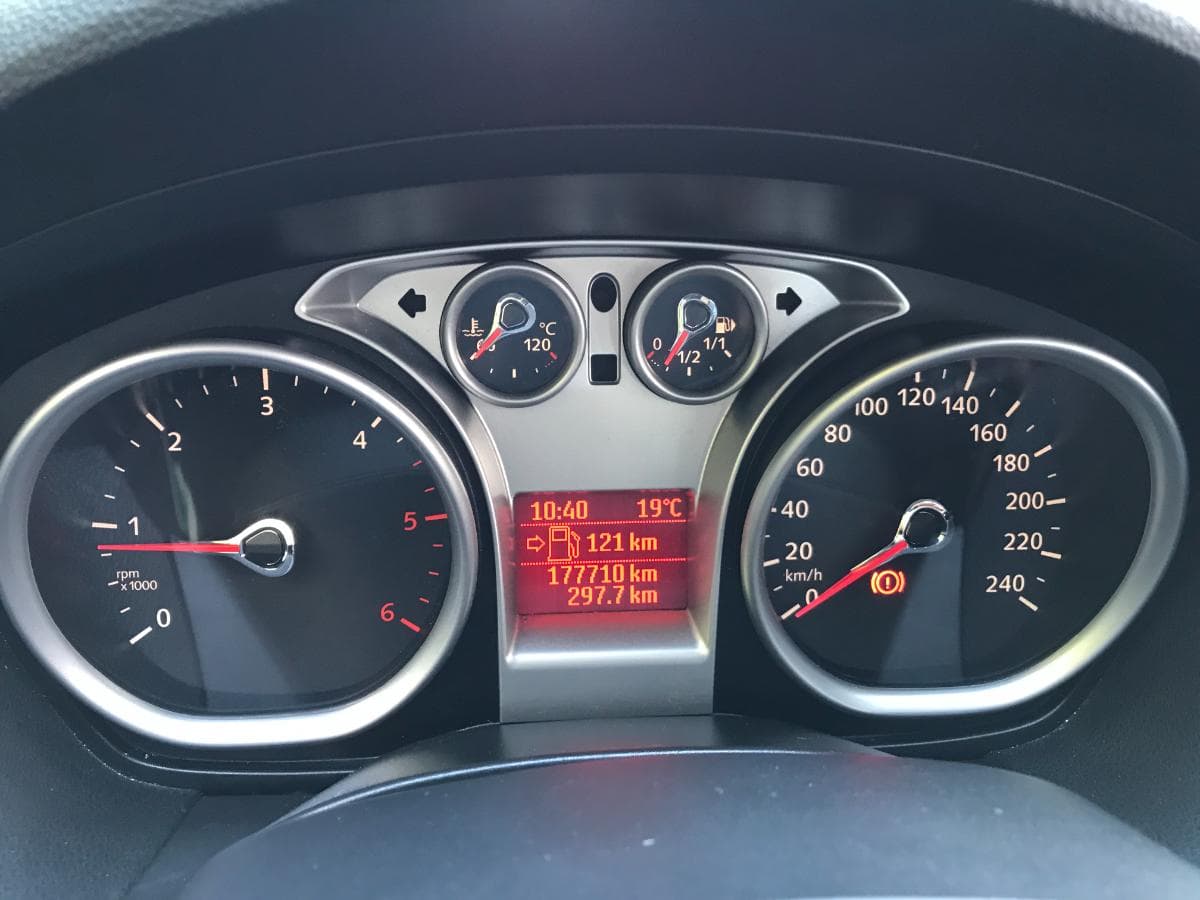 Ford C-Max 1.6 TDCI · Ano 2008 — imagen 32
