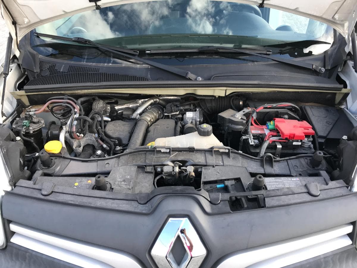 Renault Kangoo 1.5 DCI · Ano 2015 — imagen 11