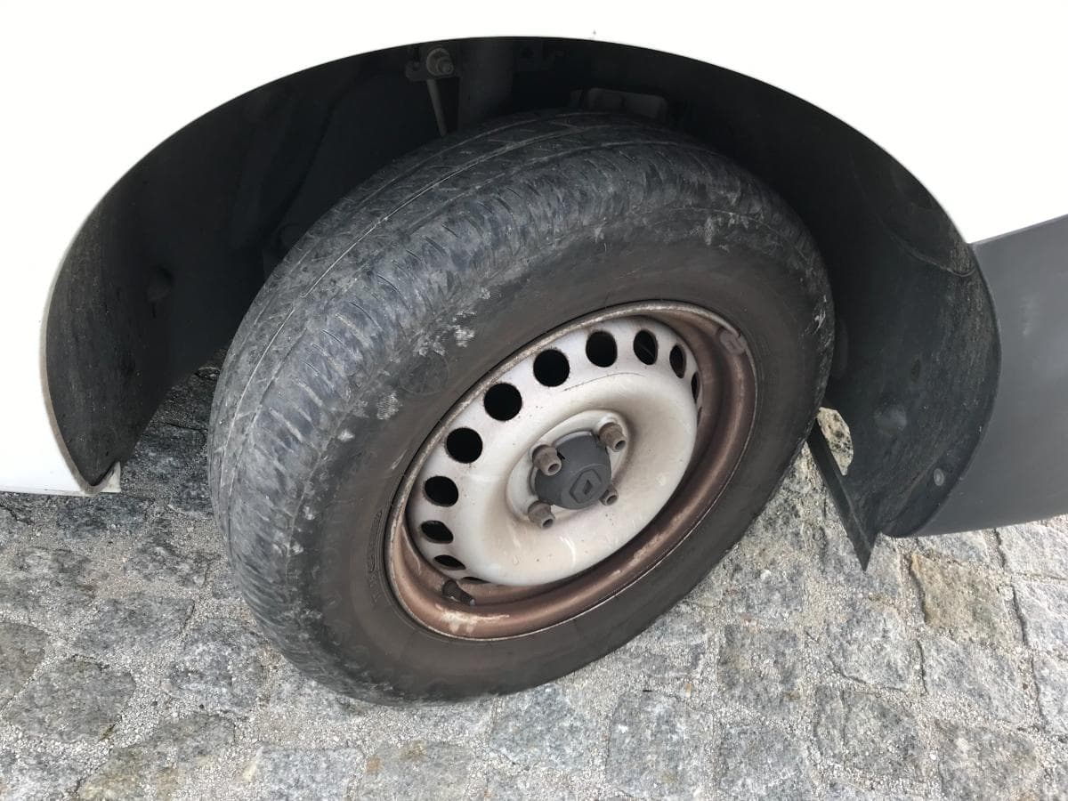 Renault Kangoo 1.5 DCI · Ano 2015 — imagen 12