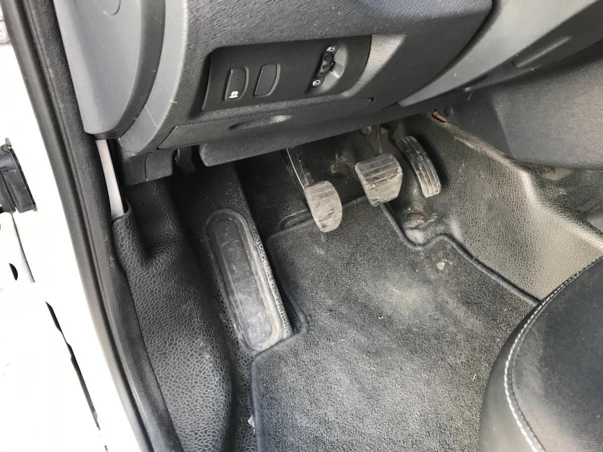 Renault Kangoo 1.5 DCI · Ano 2015 — imagen 24