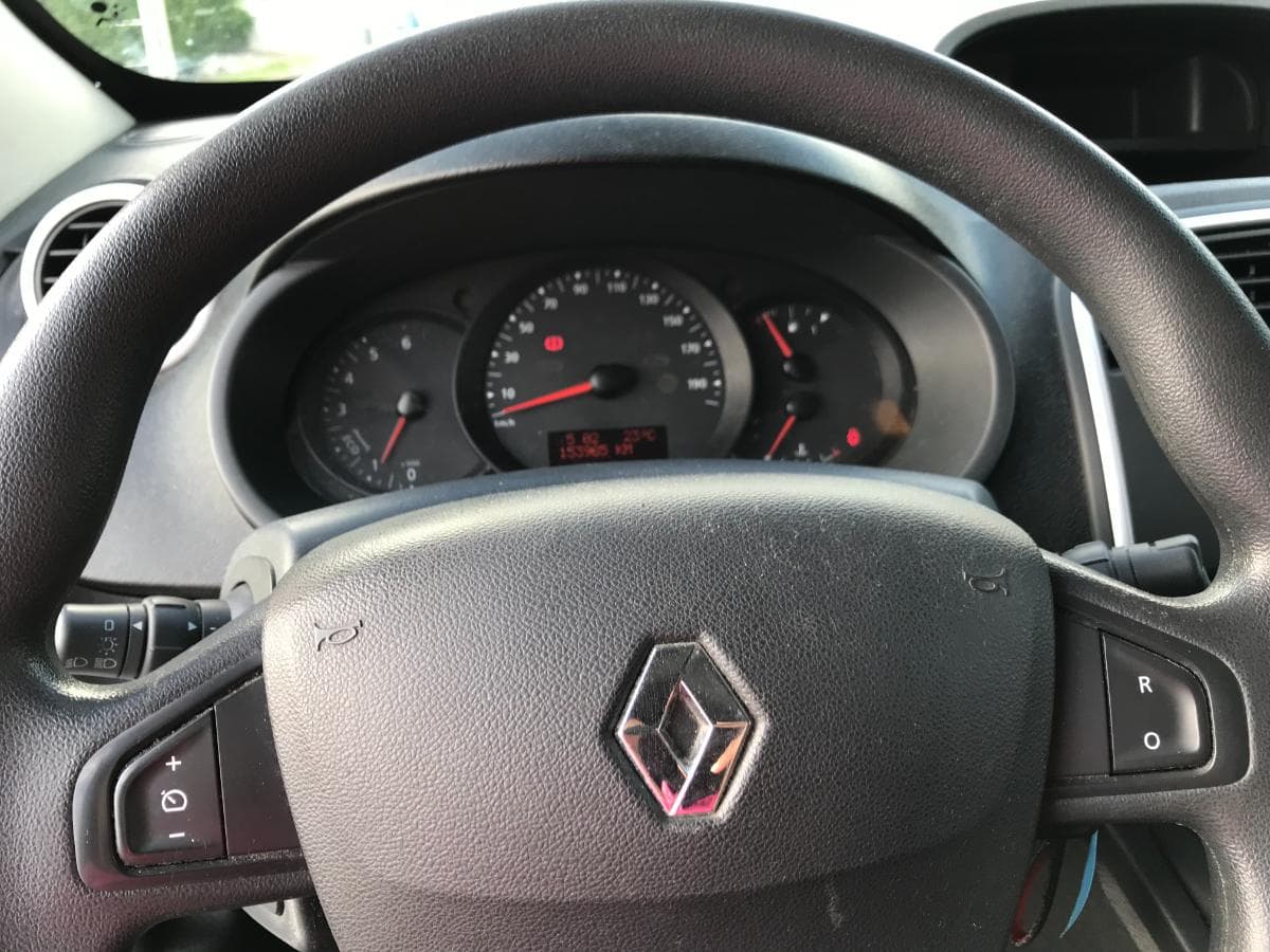 Renault Kangoo 1.5 DCI · Ano 2015 — imagen 29