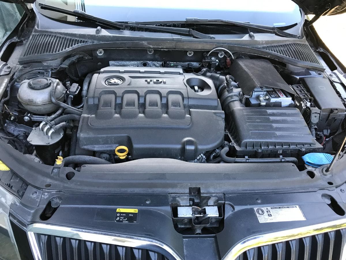 Skoda Octávia 2.0 TDI · Ano 2015 — image 3