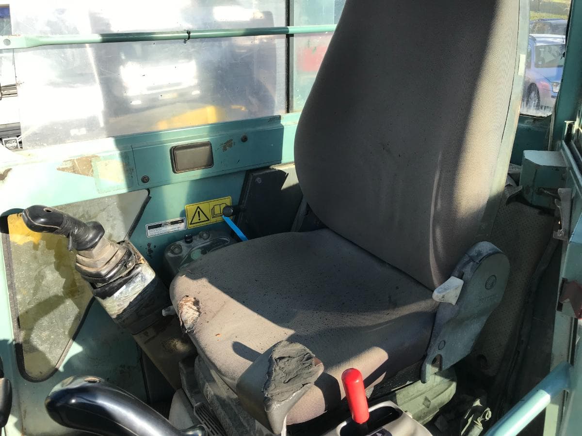 Mini Giratória Yanmar Vio75 — imagen 11