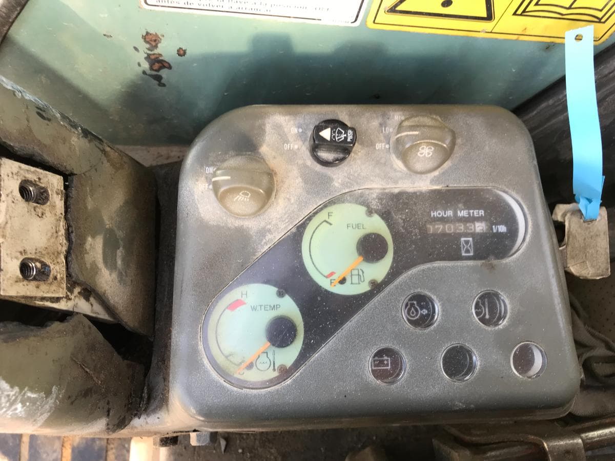 Mini Giratória Yanmar Vio75 — imagen 14