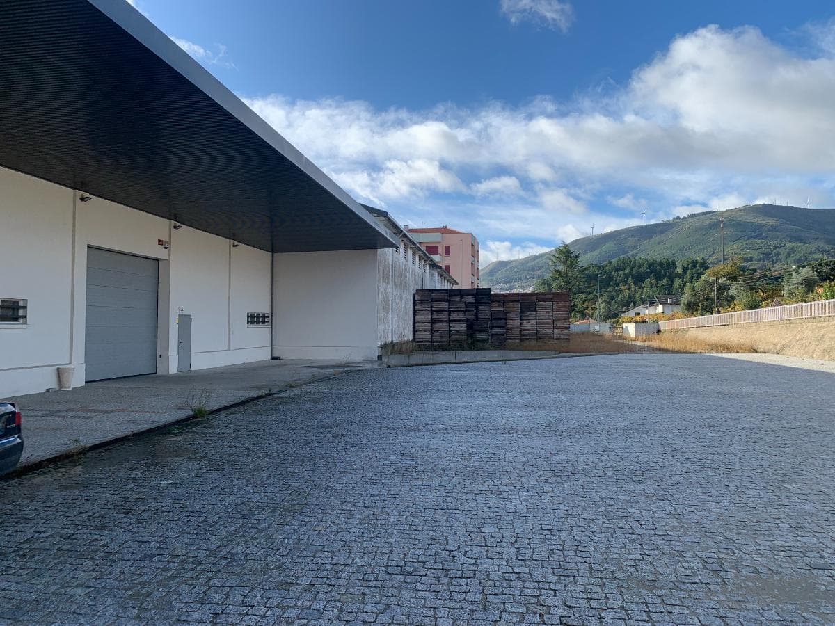 Lotes 1 a 22 + Lote 24 · Imóvel + Equipamentos — imagen 3