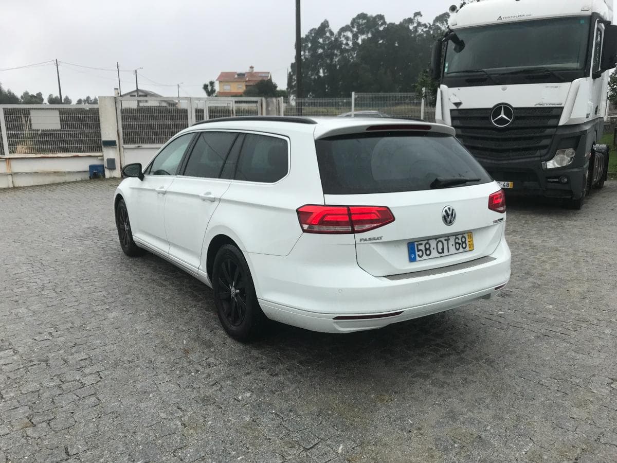 Volkswagen Passat 1.6 TDI · Ano 2016 — imagen 12