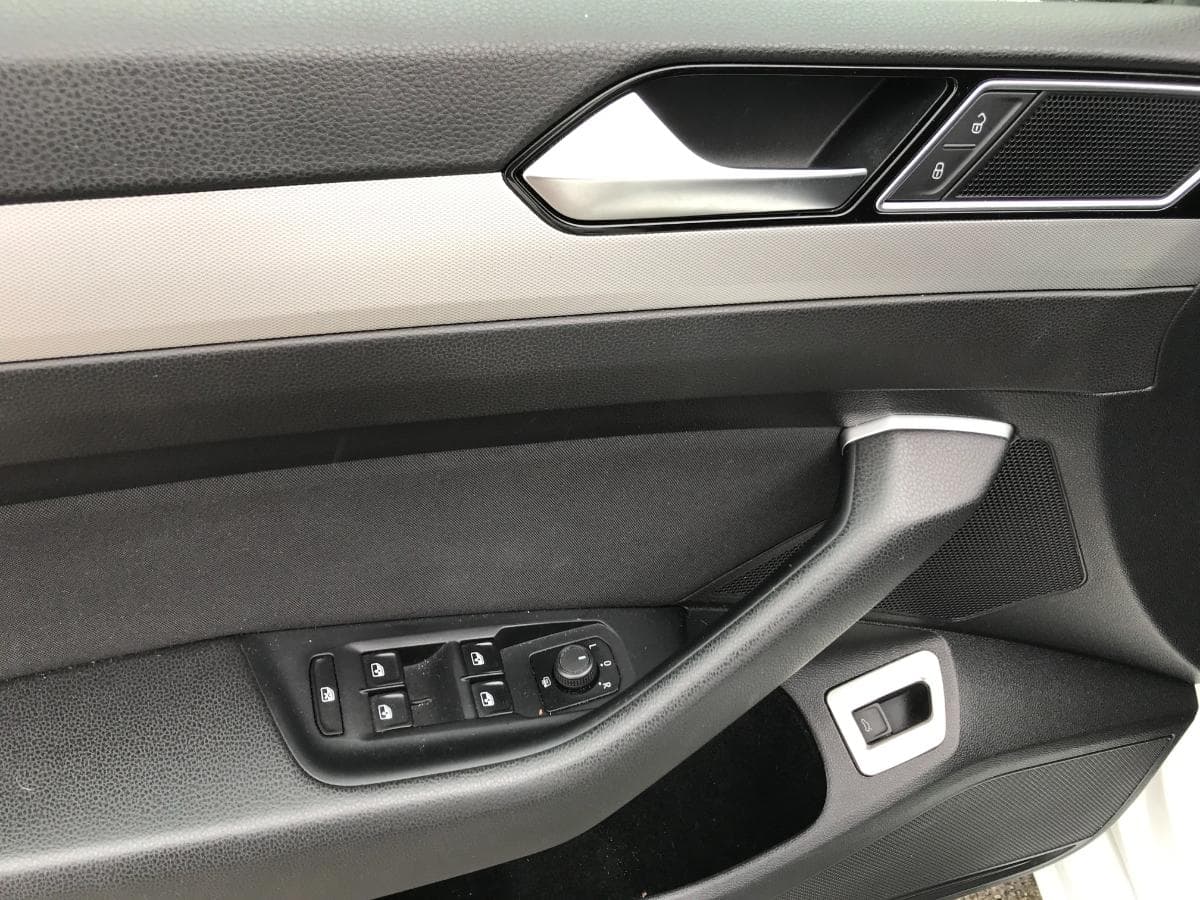 Volkswagen Passat 1.6 TDI · Ano 2016 — imagen 29