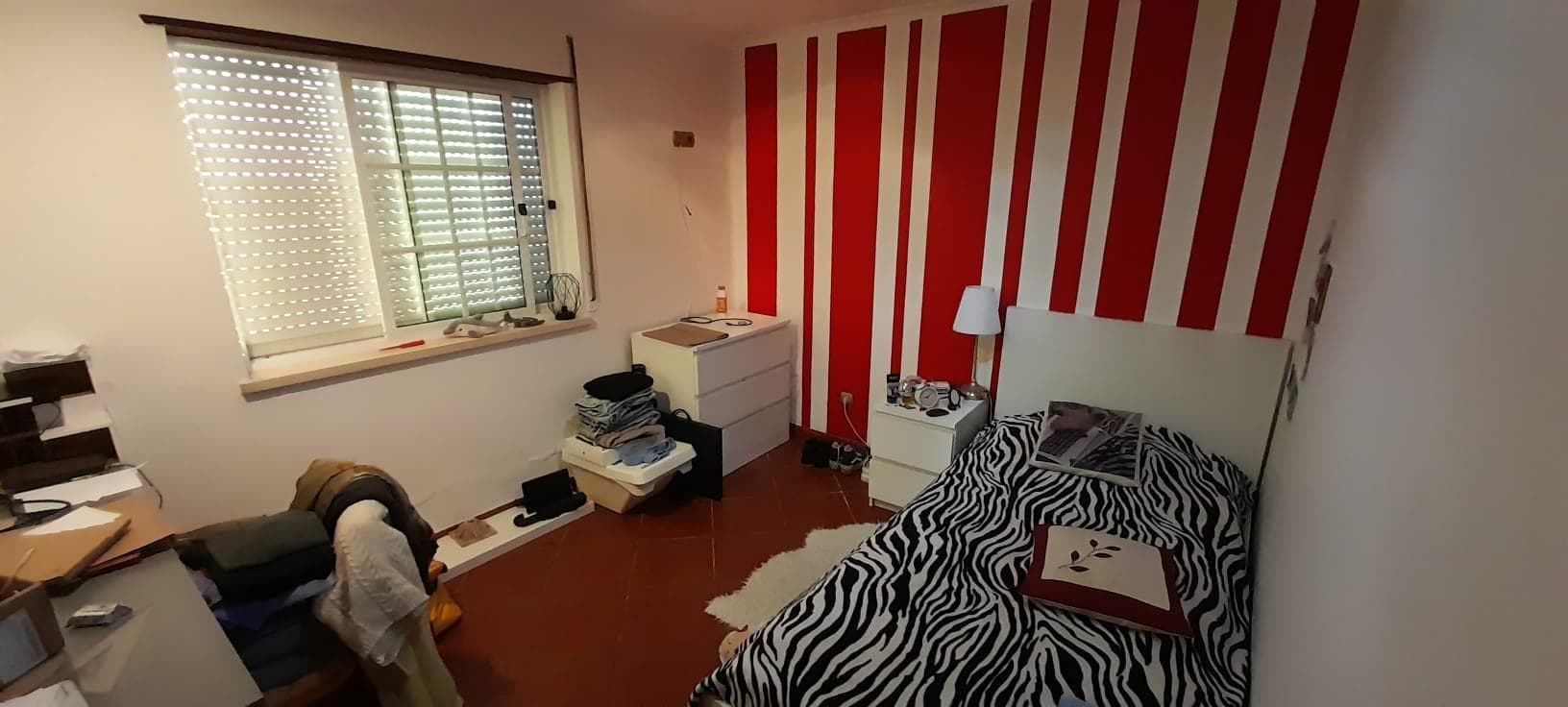 Direito à Meação · Moradia V3 com Garagem · Loja · Torres Vedras — imagen 12