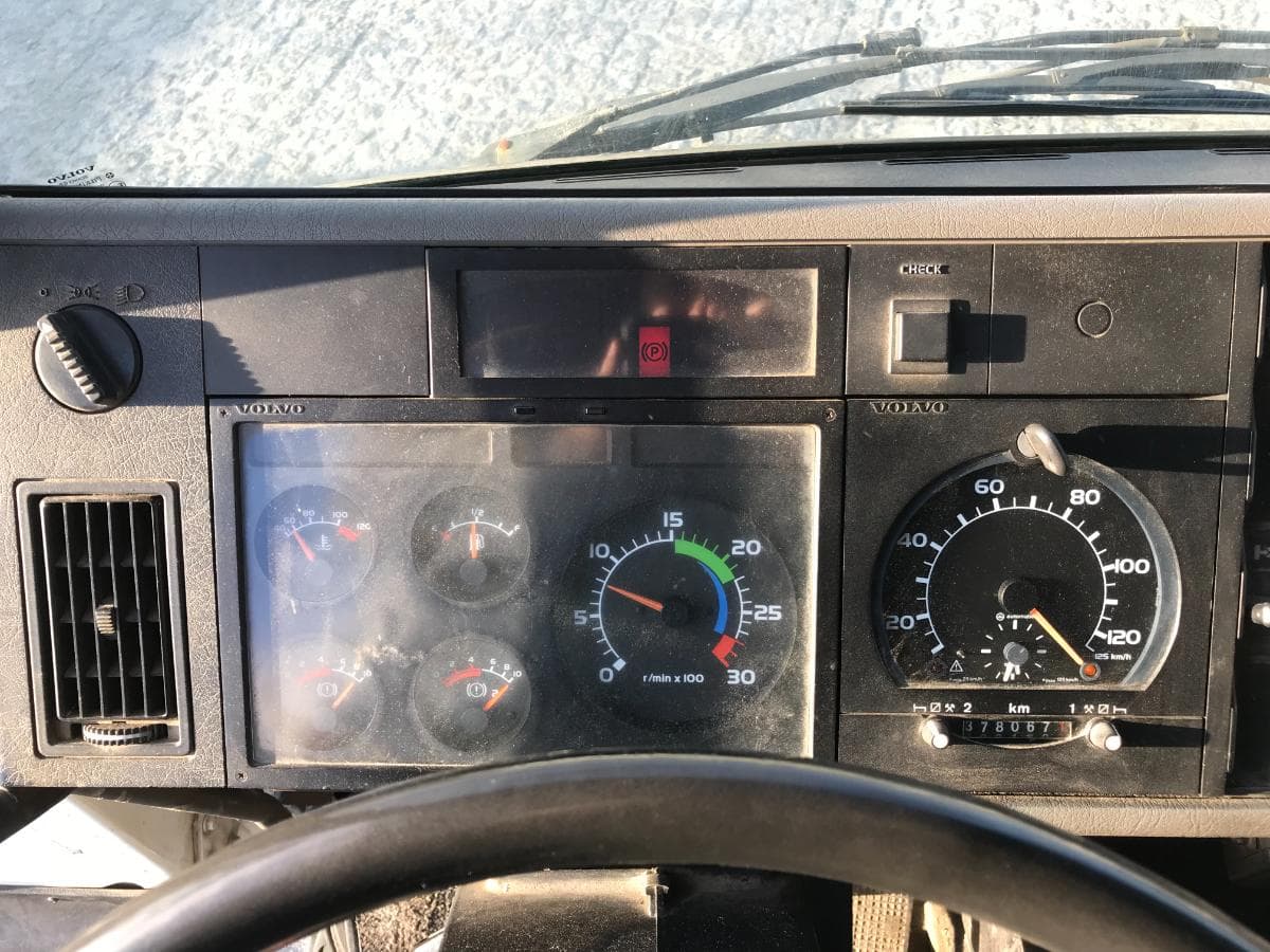 Volvo FL6 12 · Ano 1994 — image 18