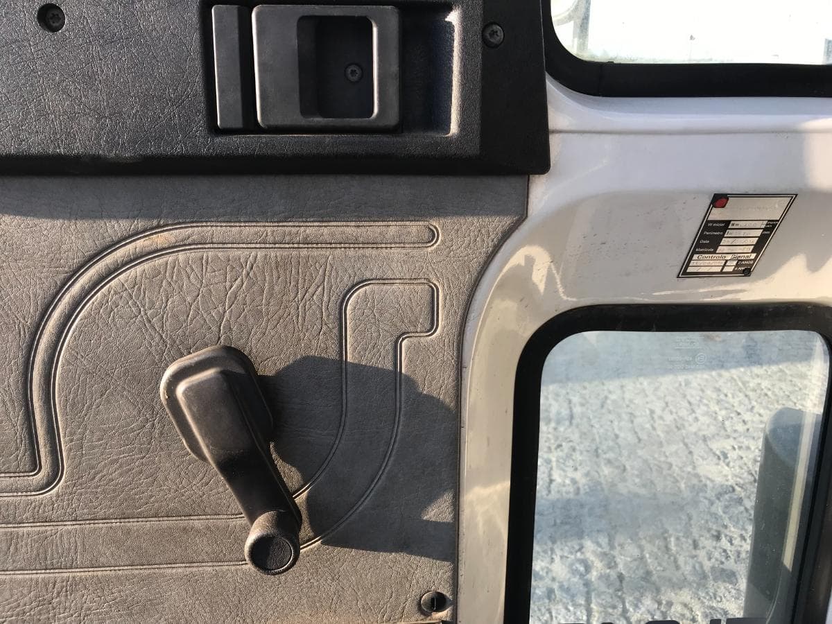Volvo FL6 12 · Ano 1994 — image 22