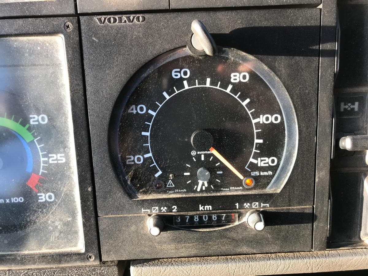 Volvo FL6 12 · Ano 1994 — image 23