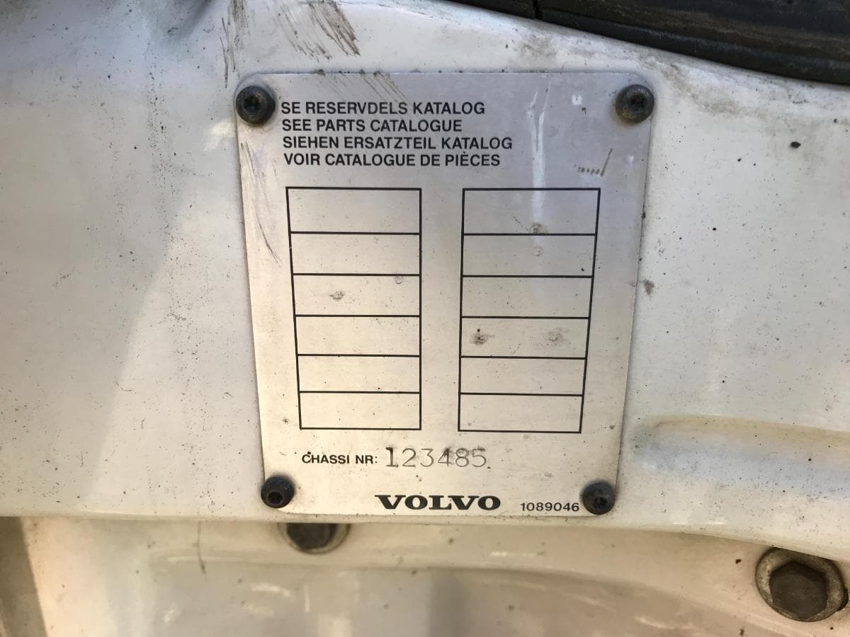 Volvo FL6 12 · Ano 1994 — image 24