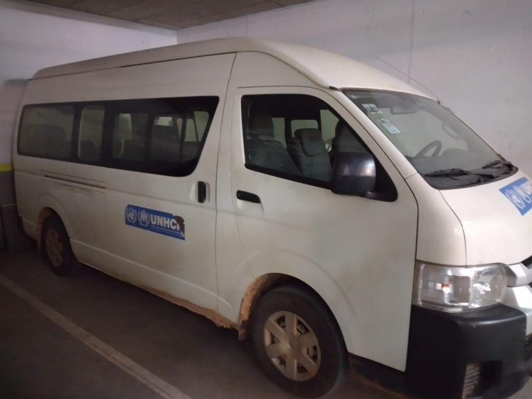 Toyota HIACE — image 3
