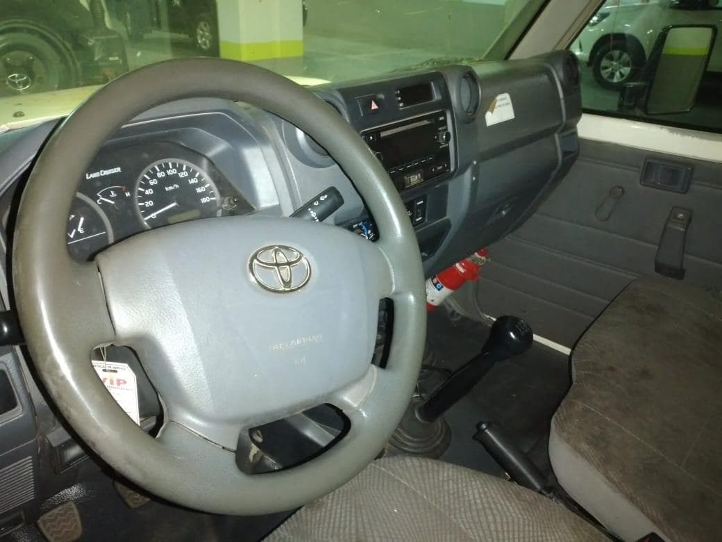 Toyota Land Cruiser — imagen 6