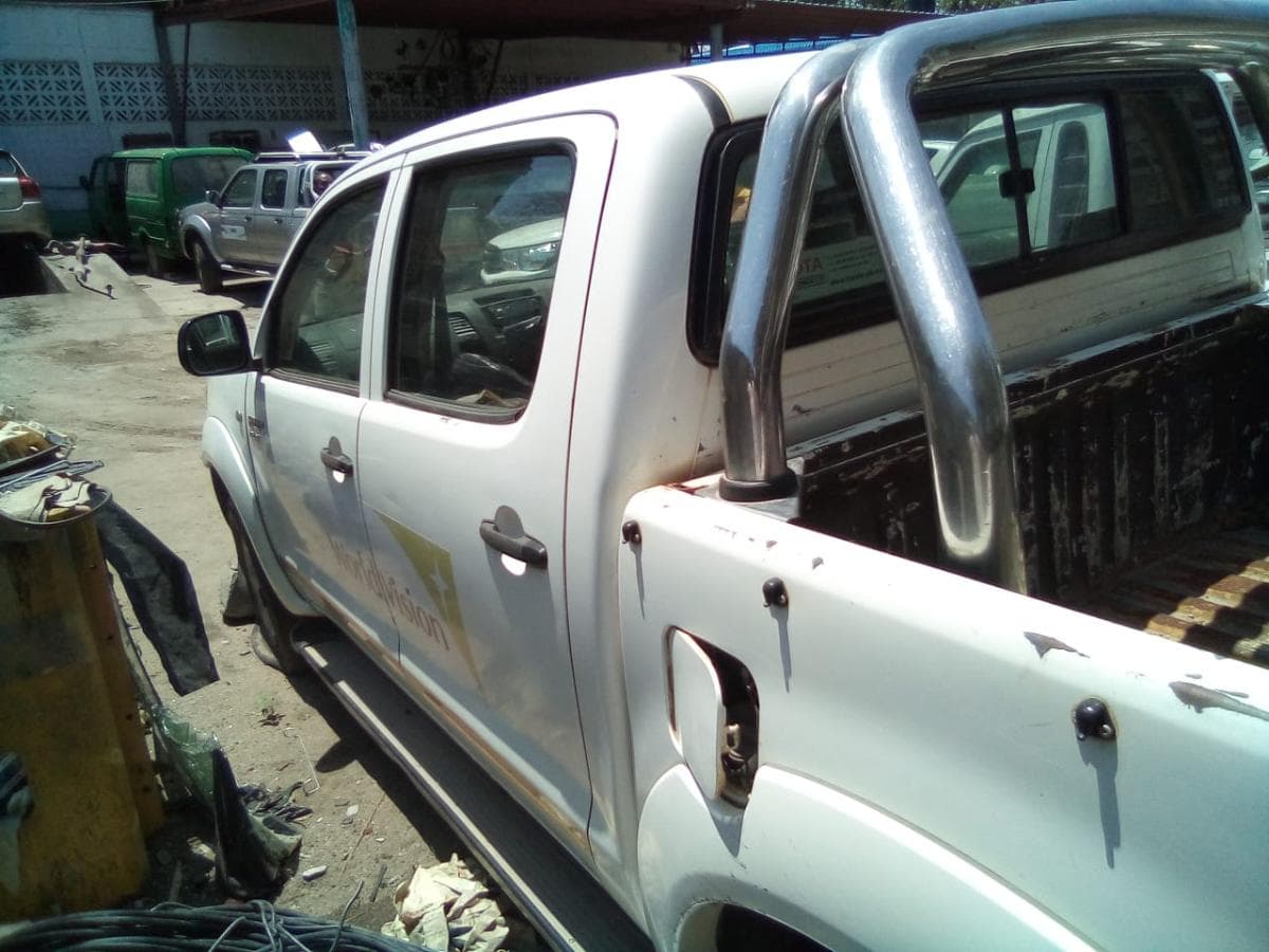 Toyota Hilux · — imagen 2