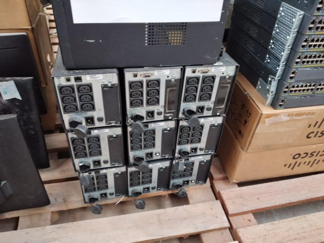 Equipamentos eletrónicos e informáticos — imagen 8