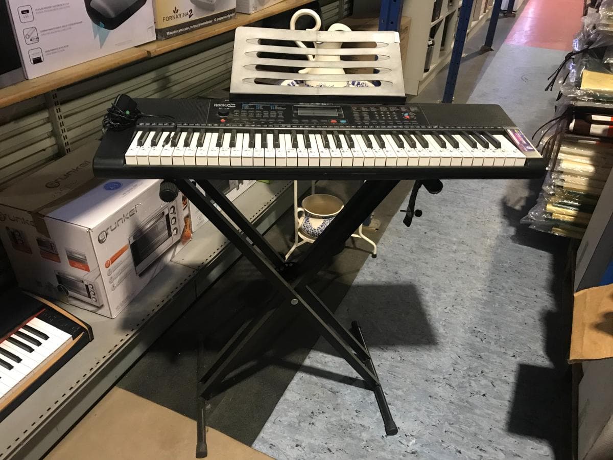 Piano eléctrico — imagen 1