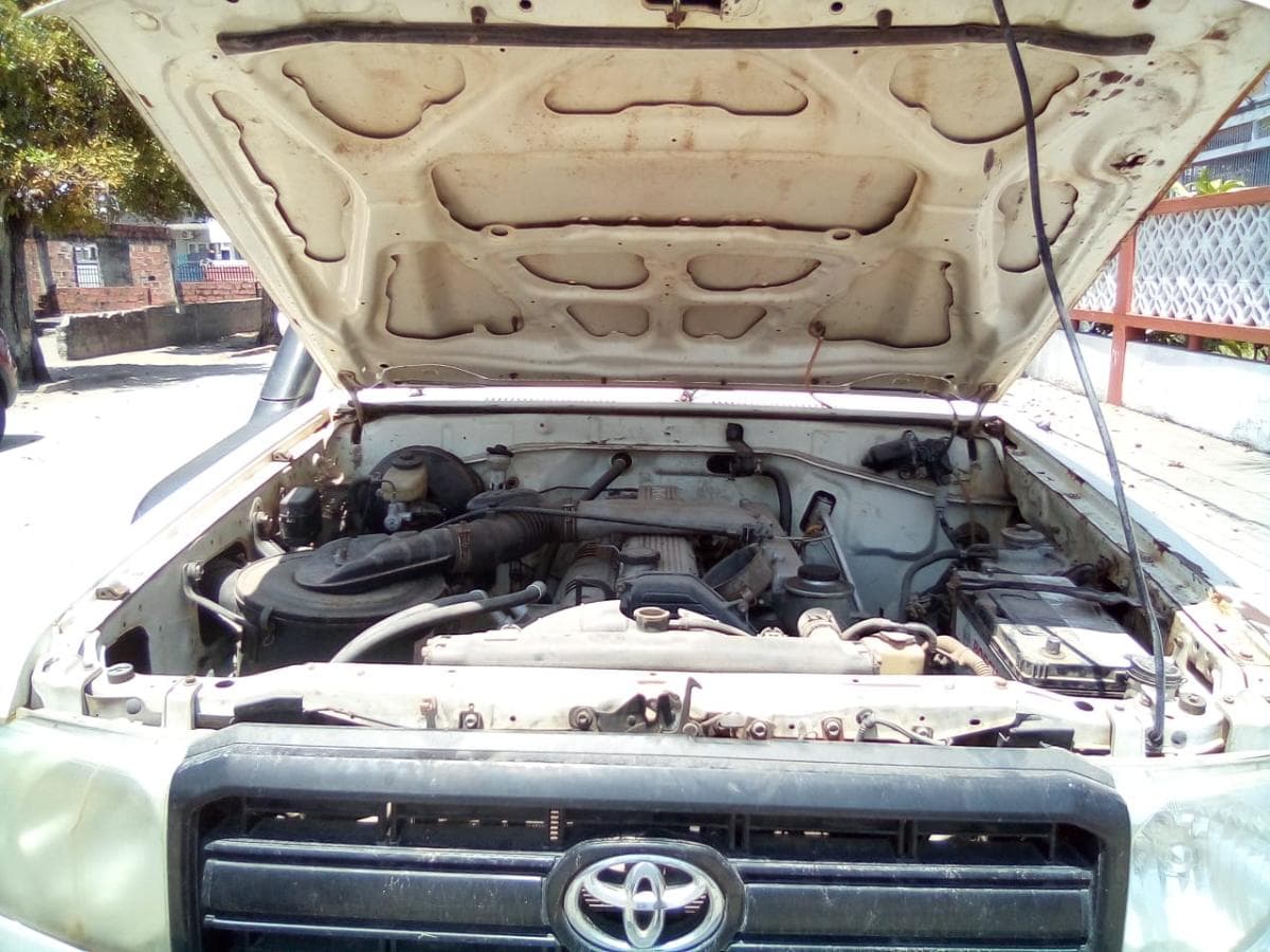 Toyota Land Cruiser · — imagen 7