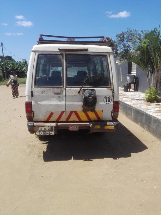 Toyota Land Cruiser · — imagem 2