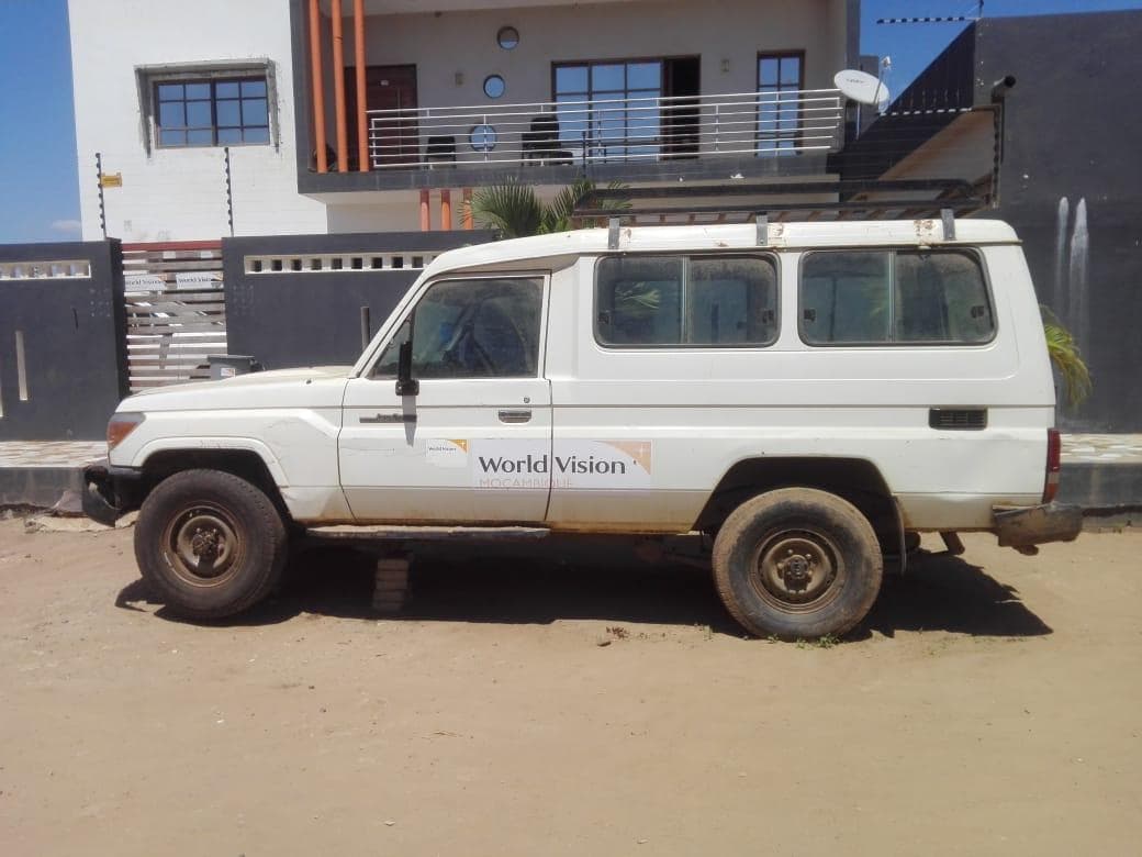 Toyota Land Cruiser · — imagem 1